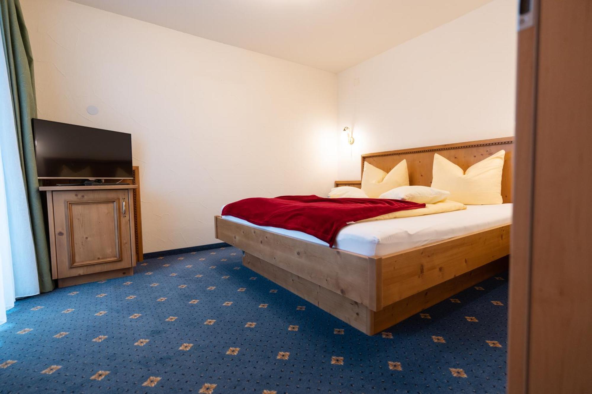 Haller'S Posthotel Riezlern Εξωτερικό φωτογραφία