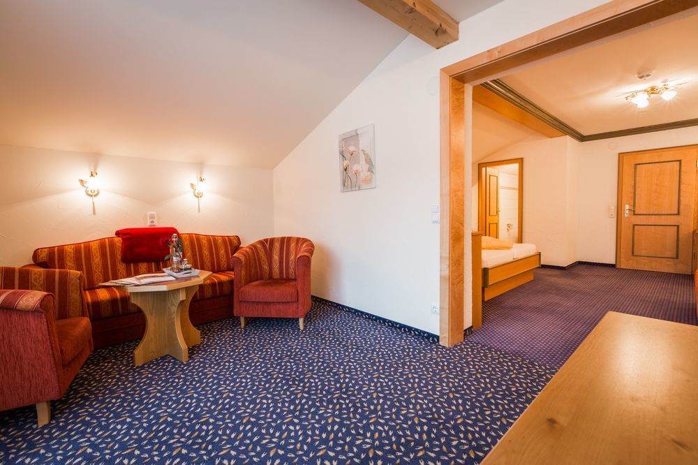 Haller'S Posthotel Riezlern Εξωτερικό φωτογραφία